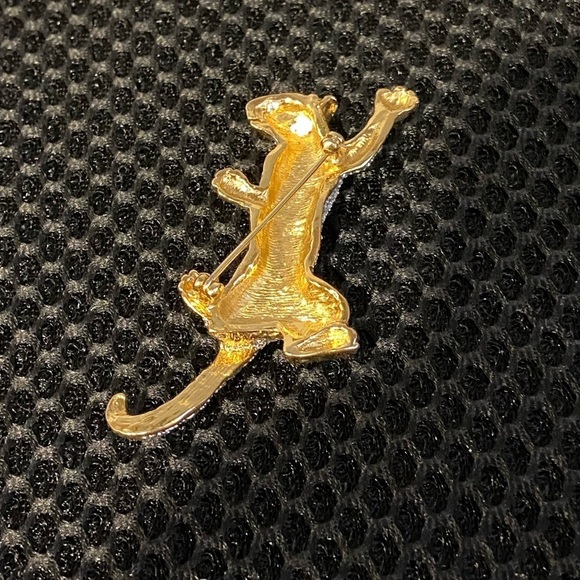 Climbing Leopard Pavé Crystals Pin Brooch Gold Tone Unisex - Picture 6 of 14